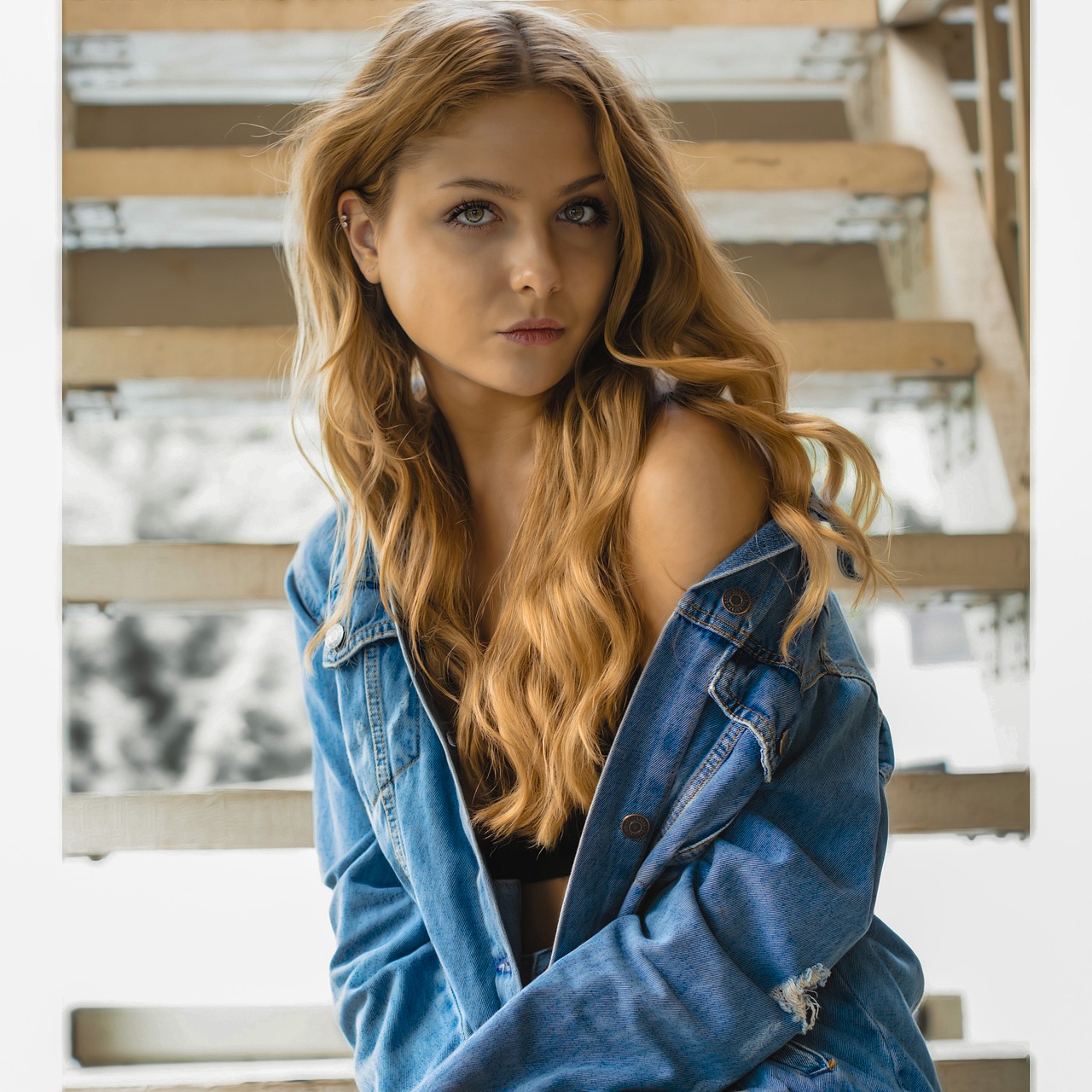 Girl Woman Model Human Person  - ben_faist / Pixabay